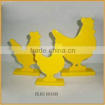 yellow color ceramic cock for easter decoration porcelain cock