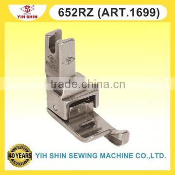 Industrial Sewing Machine Parts ZIG-ZAG Compensating Feet ZIG-ZAG Hinged Feet 652RZ (ART.1699) Presser Feet