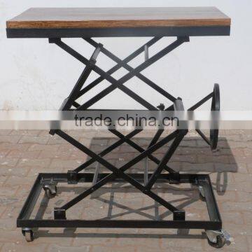 Industrial scissor table