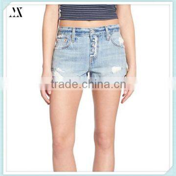 2016 China Wholesale Custom Woman Denim Shorts Styled With Allover Distressing For Denim Short