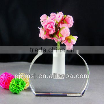 Beautiful crystal vase for home decration or gift