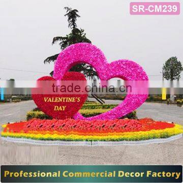 Custom double heart shape display for wedding and shopping mall decoration