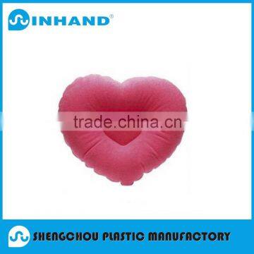 2016 ASTM ,EN71-1-2-3Approved Eco-friendly Pink PVC Inflatable Travel Car Neck Rest Cushion Heart Pillow