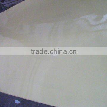 Glossy polyester plywood board