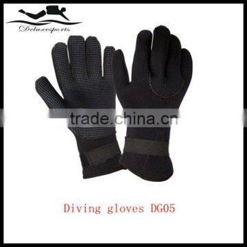 neoprene reinforced diving gloves DG05