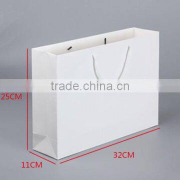 Biodegradable Promation Red Custom Made Paper Bags Packaging Bags With Cotton Handle photo-6