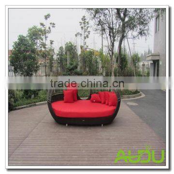 Audu Unique Weave Outside Round Rattan Outdoor Bed photo-5