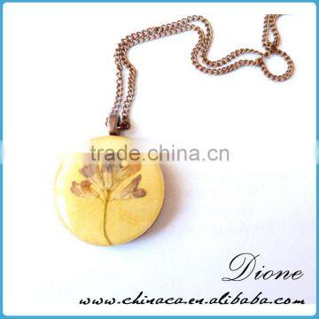 Handmade Clear Resin 30mm 20mm Dried Pressed Real Flower Pendant photo-2