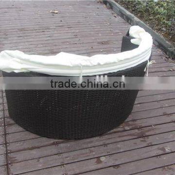 Leisure Poly Dog Bed Rattan Pet Bed With Canopy photo-4