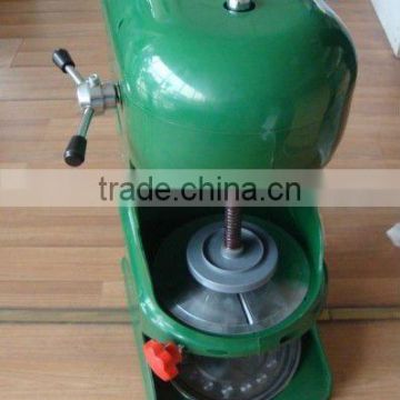 electric ice crusher / ice shaving machine