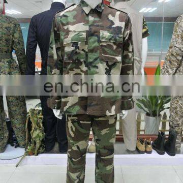 Hot Selling Wholesale Woodland Camouflage Canadian Military Uniform BDU for Army Uniform photo-2