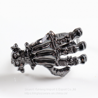 Black Colored Skeleton Hand Napkin Ring For Halloween Table Decoration photo-3