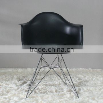 Hot sale Replica Side dining room armChair DAR