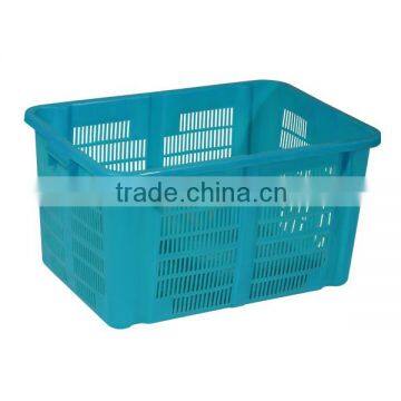 Plastic mesh reusable container