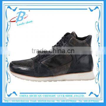 Classic Men genuine leather suede sports shoes with eva outsole