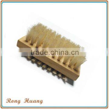 2014 new design wooden nail brush