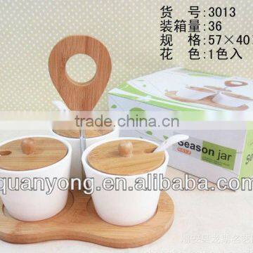 3pcs condiments set with wooden base