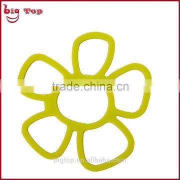 BT0122 Wholesale Flower Shape Silicone Table Mat Insulating Pat Cup Mat Kitchen Utensil photo-3