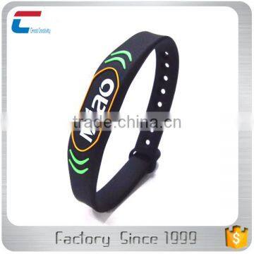 RFID MIFARE DESFire 2K Wristband Rewearable Silicone Rfid Wristbands photo-2