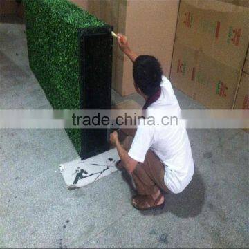 2017 Hot Sale Artificial Fake Grass Boxwood Hedge Mat photo-6