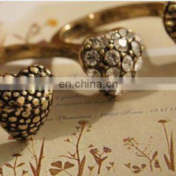 2017 New Fashion Three Heart Simulated Diamond Two Finger Rings Fashion Retro Double Finger Open Ring Classic Fashion photo-4
