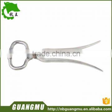 fortunearia plier used for retain the cattle