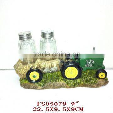 resin base truck salt and pepper set