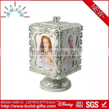 dignity battery operated photo frame