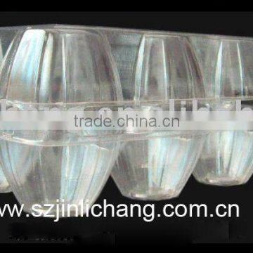 clear plastic egg tray