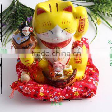 Hand Painted Ceramic Manek