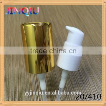 20/410 Plastic treatment pump with gold cover for cosmetic bottle