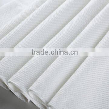 Emboss spunlace nonwoven for alcohol swab