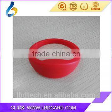 Competitive Price NFC Silicone Bracelet Ntag213 Silicone Wristbands From China