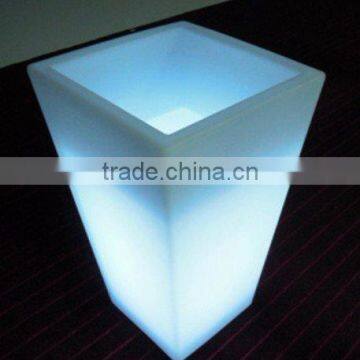 Led Lighted Outdoor Tall Plant Pot Large Size Garden Furniture White Plastic LED Flower Pot photo-2