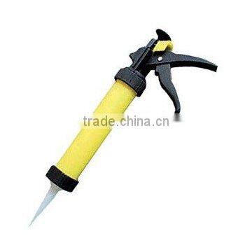 Caulking gun(caulking,caulking gun,hand tool)