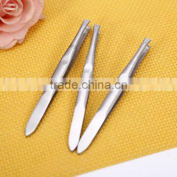 Mirror Polishing High Quality Best Price Eyebrow Tweezer in Beauty Salon photo-3
