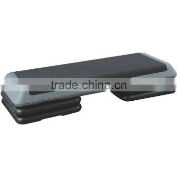 Functional adjustable plastic gym aerobic step