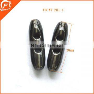 2 hole polyester toggle in horn finishing made of resin material