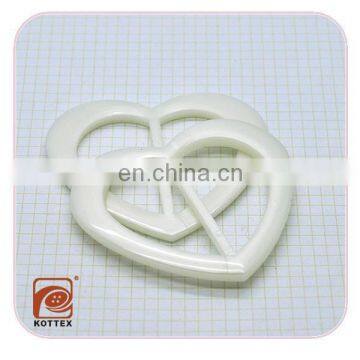 wholesale heart shape custom bulk plastic belt buckle,resin belt buckles