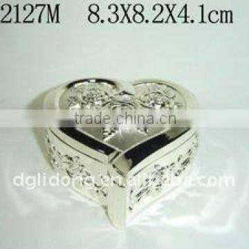 Nice Heart Shape Silver Shiny Metal Jewelry Box