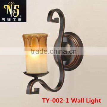 Factory Direct Sale New Design Iron Pendant Lighting photo-3