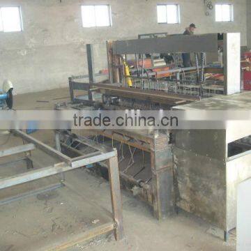 Heavy Crimped Wire Mesh Weaving Machine photo-2
