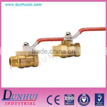 Brass female and male ball valve for the gas