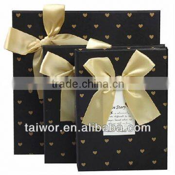 Foldable paper chocolate boxes made in China for the christmas gifts