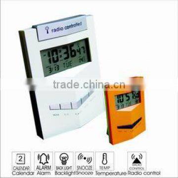 LCD CLOCK WITH RADIO CONTROLLED