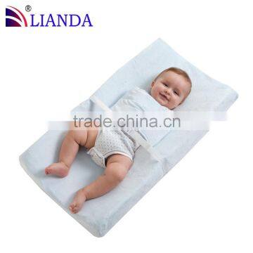 Wholesale plain velour fabric safty belt waterproof contoured sleeping baby changing pad