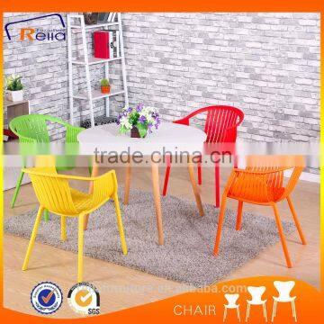 Hot selling plastic dinning chair