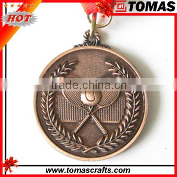 2015 hot sale nice quality customized logo sport medals and trophys