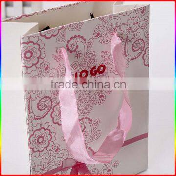 High Quality Garment Paper Bag With Pink Printing photo-2