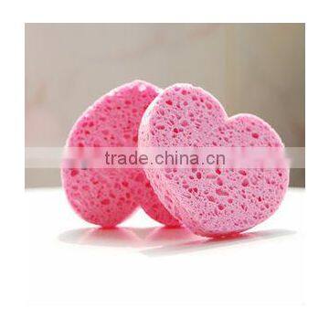 2014 Natural Heart Shaped Facial Sponge OEM